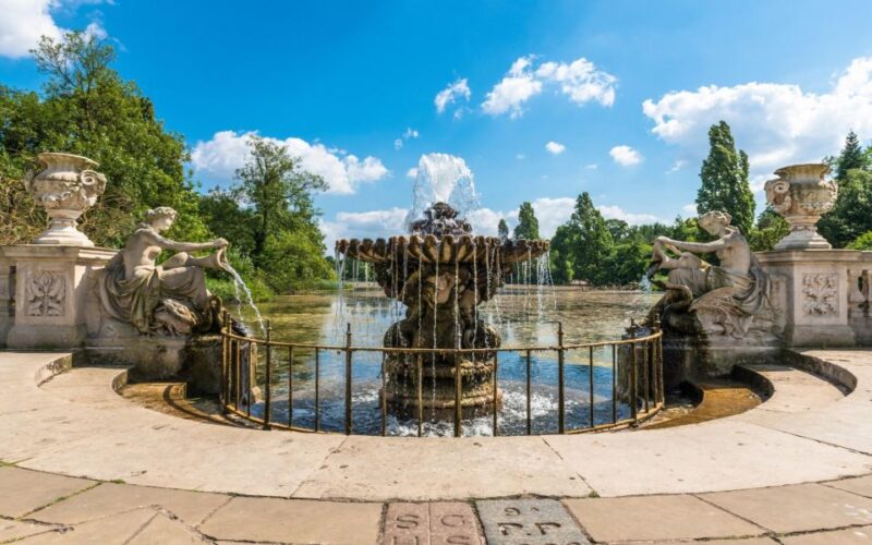 London Afternoon Tea, Fast-Track Kensington Palace Tickets - Exploring Kensington Palace Gardens