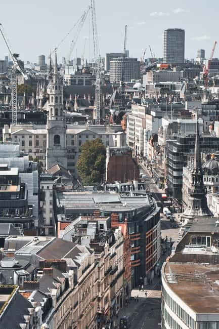 London: Ale, Ink & Justice Walking Tour - From Roman Roads to Fleet Streets Journalism Hub