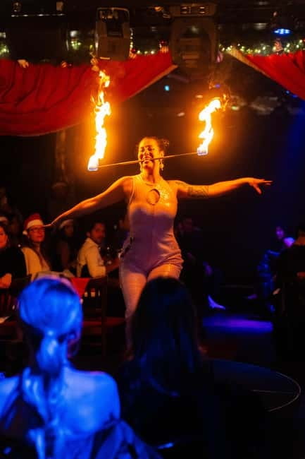 London: All I Want for Christmas is Cabaret Show - The Atmosphere: Fully Decorated for Christmas