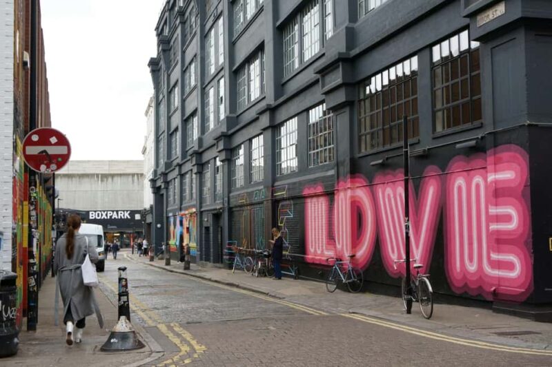 London: Alternative East London Canal Tour - Exploring Hackney Wick and Its Quirky Cafes