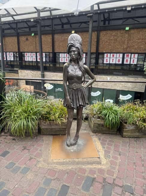London: Amy Winehouse Camden Town Walking Tour - Exploring Camden Market’s Significance