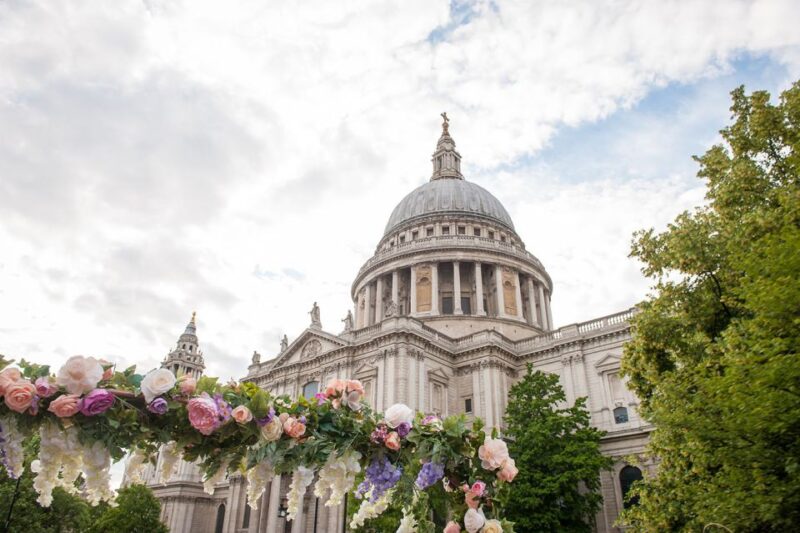 London: Bar Bus Tour by Tootbus - Limitations and considerations
