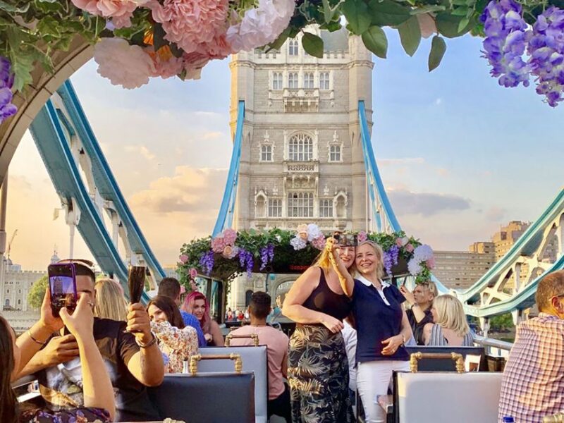 London: Bar Bus Tour by Tootbus - Perfect for a casual London outing