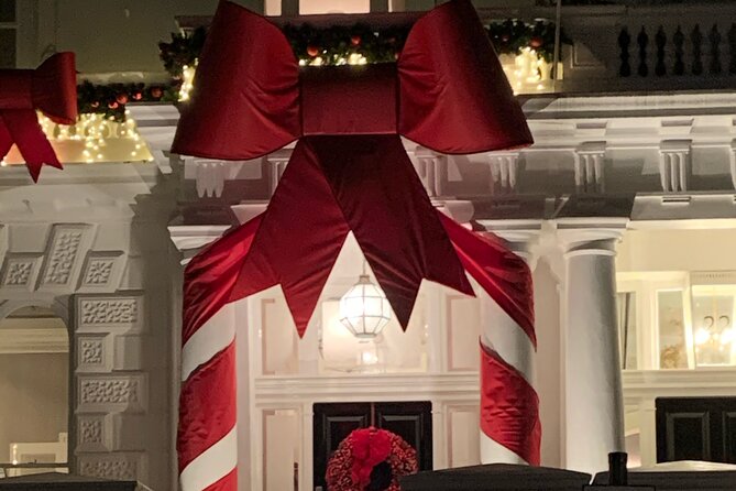 London Bespoke Black Cab Christmas Lights & Sights Private Tour - A Glimpse into London’s Holiday Atmosphere with Guided Insights