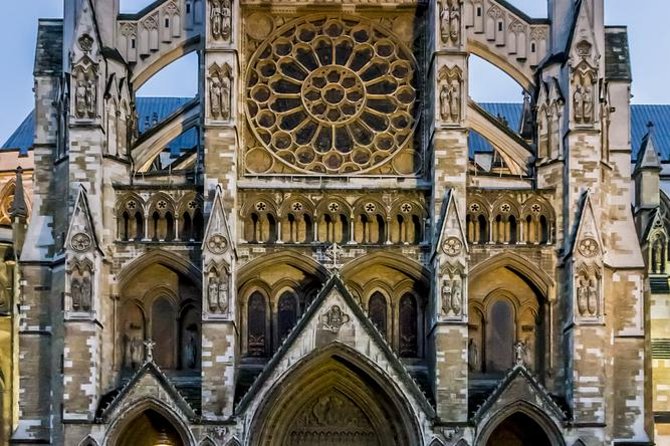 London Best of the City Fully Customized Guided Private Tour - Cruise Along the Thames for Stunning Views