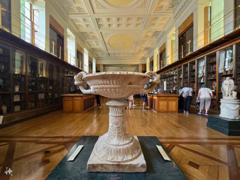 London: British Museum Guided Tour - The Enchantment of the Enlightenment Room