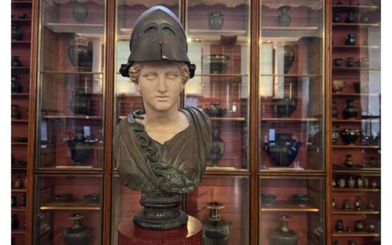 London: British Museum Private Tour with Historian Guide - Customizing the Experience to Your Interests