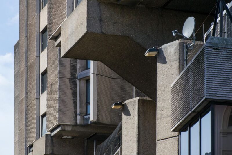 London: Brutalist Architecture & History Walking Tour - Walking Tour Logistics and Group Size