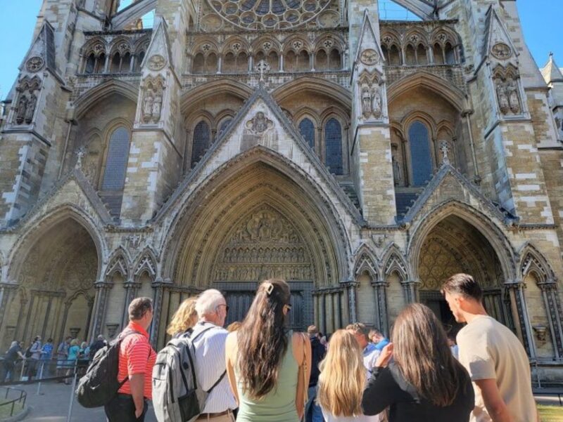 London: Buckingham, Big Ben & Westminster Abbey Tour - Strolling Through St. James’s Park
