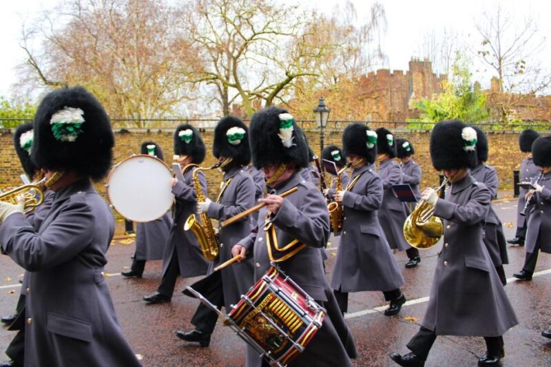London: Buckingham Palace & Changing of the Guard Experience - Exploring Westminster’s Historic Landmarks