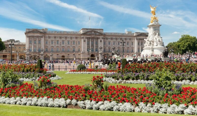 London: Buckingham Palace Entry Ticket & Royal Walking Tour - The Value of Priority Access