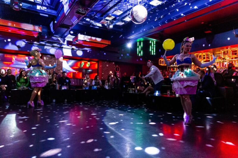 London: Burlesque Cabaret Show in the West End - The Unique Setting of London’s Underground Burlesque Scene