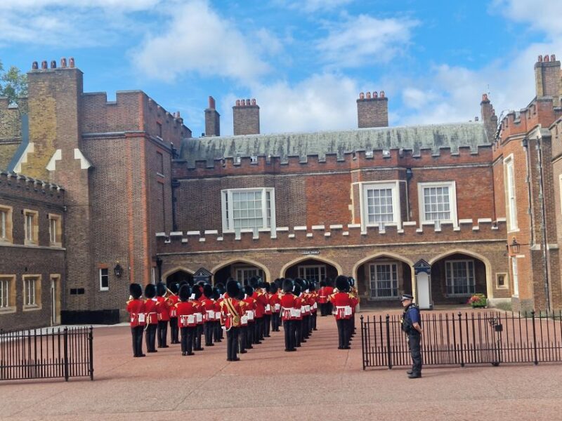 London by taxi: Highlights Tour in a real London Black Cab. - Scenic Views and Off-the-Beaten-Path Spots