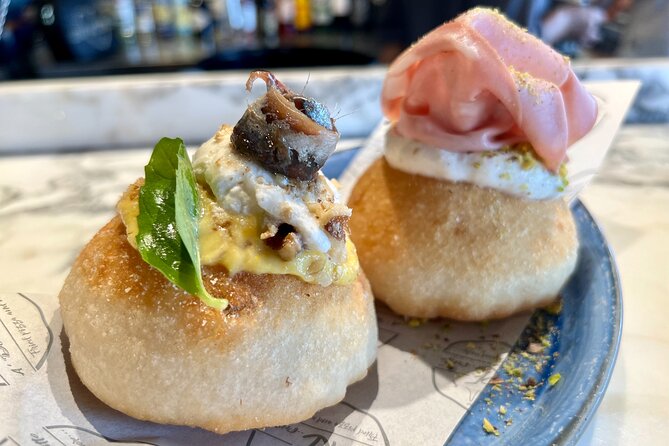 London Camden Market Walking Food Tour With Secret Food Tours - Visiting Cyberdog’s Futuristic Fashion