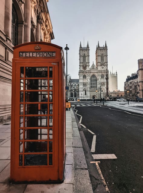 London: Changing of the Guard Experience Private Tour Guide - Admiring Big Ben and Westminster Abbey from Outside