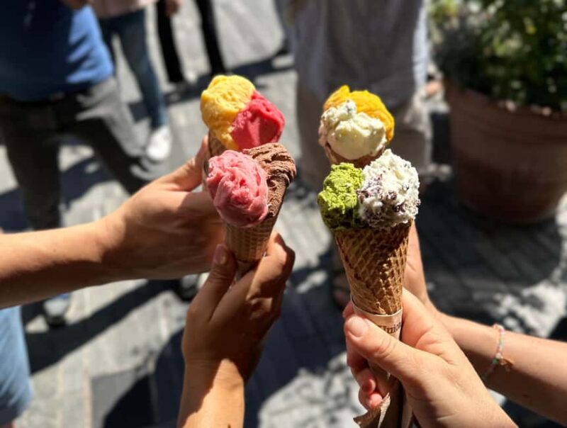 London: Chelsea Walking Tour - Stories, Sights & Small Bites - Photostops at Bywater Street and Godfrey Street