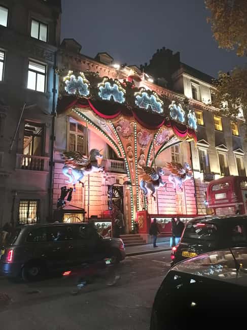 London: Christmas Lights and Festive Pubs Walking Tour - Experience the Charm of Londons Christmas Lights and Pubs in a 3-Hour Walking Tour
