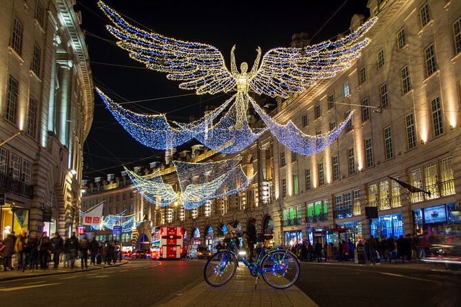 London Christmas Lights Bike Tour with Local Guide - Exploring Central London on Two Wheels