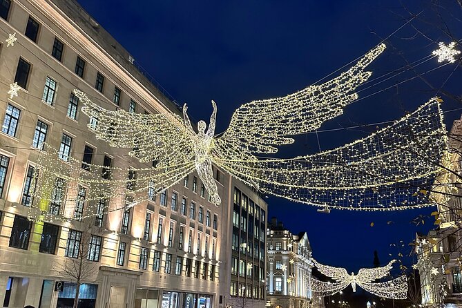 London Christmas Lights Guided Tour With Christmas Music - The Luxurious Lights of Fortnum & Mason