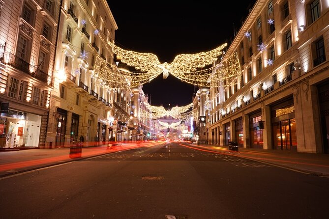 London Christmas Lights Private Car Tour with Driver Guide - Pickup and Transportation in a Luxury Mercedes