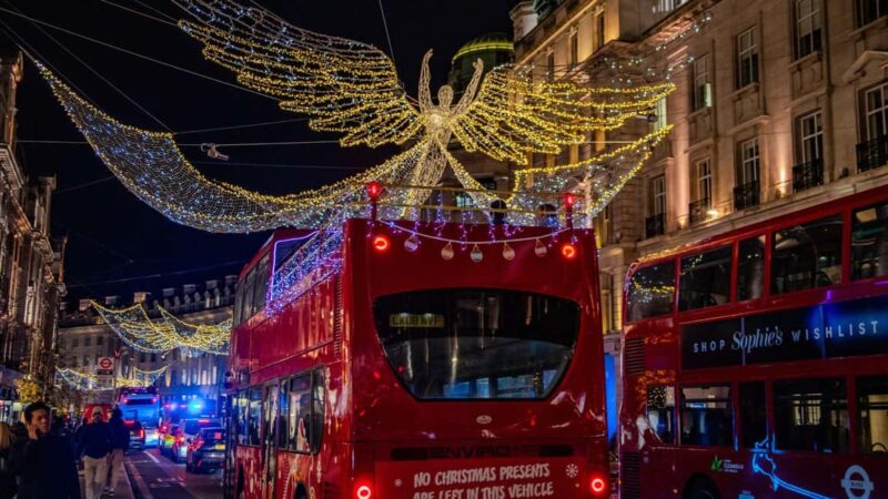 London: Christmas Lights Santa Sleigh Open-Top Tour - Meeting and Booking Flexibility