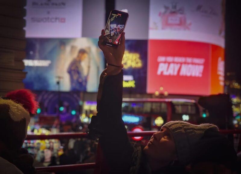 London: Christmas Lights Tour by Vintage Double-Decker Bus - Comparing This Tour to Other Christmas Lights Experiences in London