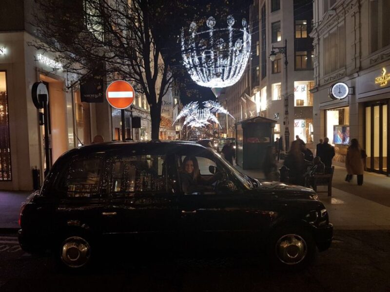 London: Christmas Lights Tour in a Black Cab - Discover London’s Christmas Lights in a Black Cab