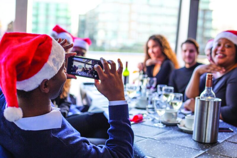 London: Christmas Party Lunch Cruise - Duration, Timing, and Flexibility