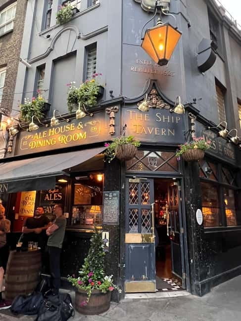 London: City of London Pubs Private Guided Walking Tour - From Fleet Street to the Heart of Londons Journalism