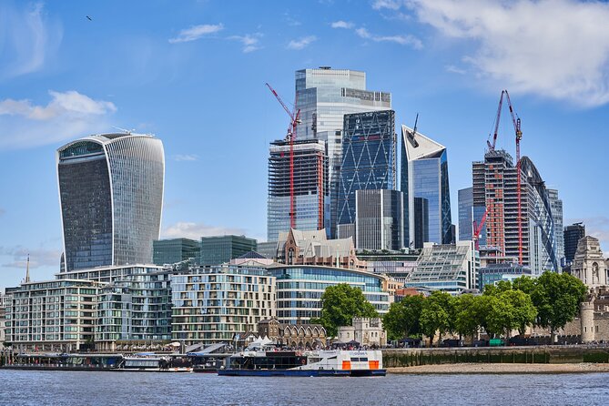London Creative Photography Tour - Exploring Covent Garden and the South Bank Scene