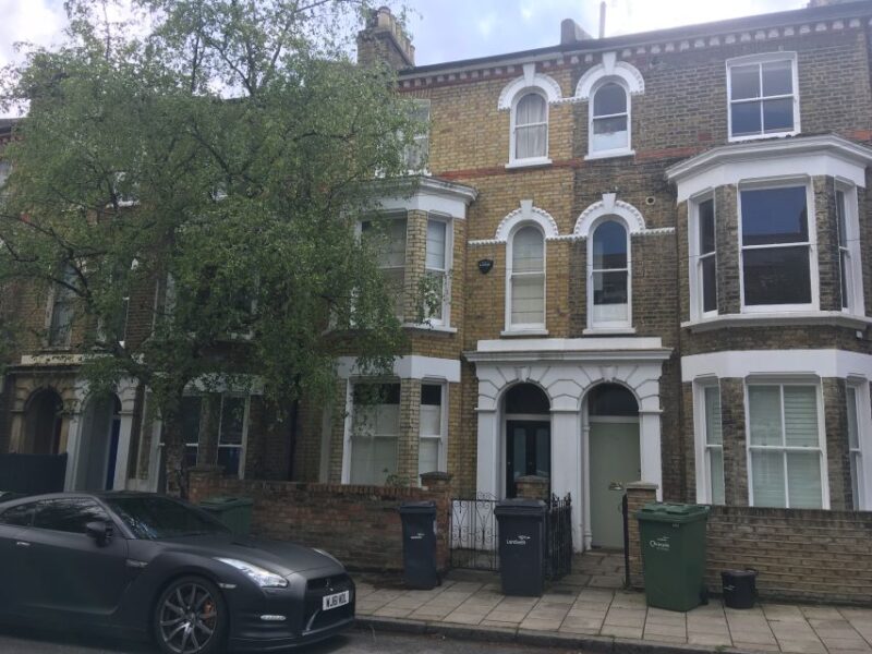 London: David Bowie Walking Tour - London: David Bowie Walking Tour – A Journey Through Music and London’s Iconic Spots