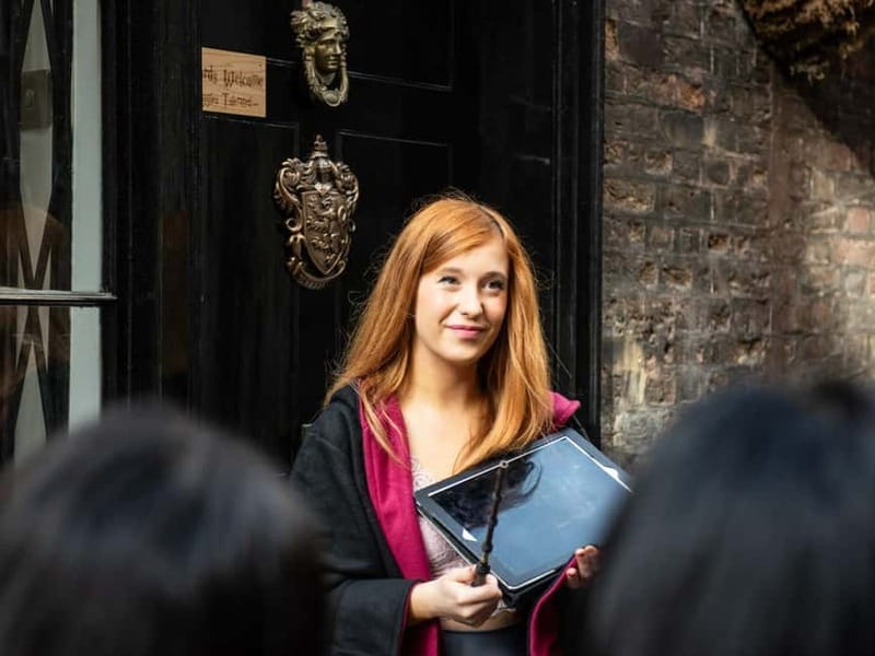 London: Deluxe Harry Potter Tour, Cruise & Tower of London - Explore London’s Most Iconic Harry Potter Locations in Style