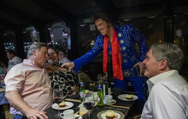 London: Dinner Cruise with Elvis Tribute on the Thames River - Why This Cruise Stands Out in London