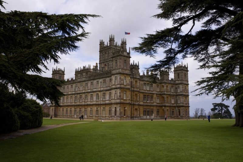 London: Downton Abbey, Cotswolds, and Highclere Castle Tour - Departing from London in Style and Comfort