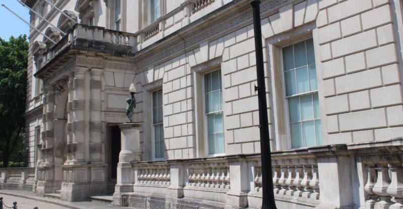 London: Downton Abbey Guided Walking Tour - Scenic London Locations That Doubled for Other Cities