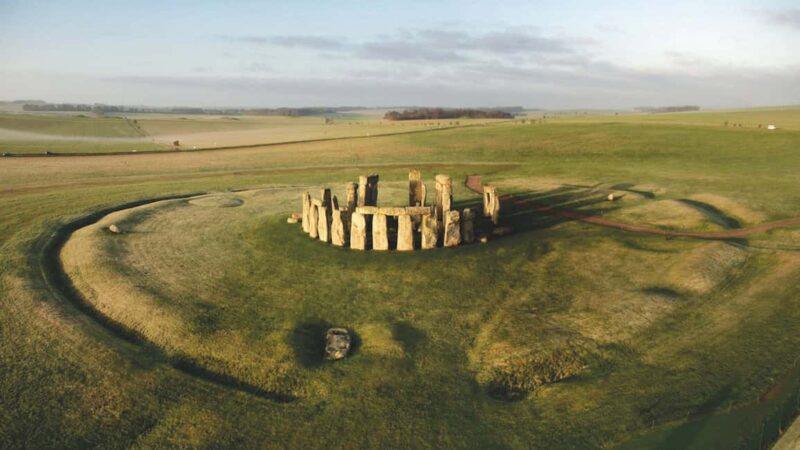 London: Expert Archaeologist Stonehenge & Salisbury Tour - Starting the Day with a Convenient London Pickup