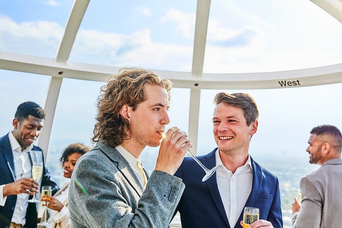 London Eye - Champagne Experience Ticket - The Guides and Hosts: Friendly and Knowledgeable