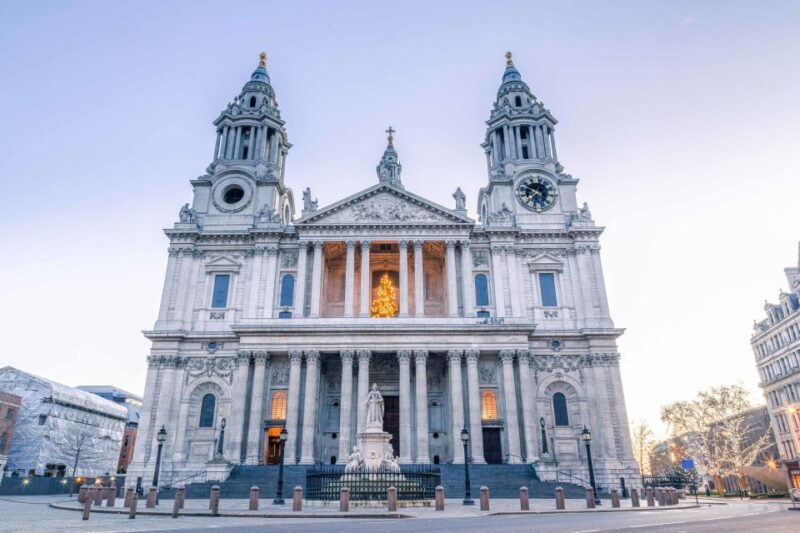 London: Full-Day London Bus Tour with Snacks - Inside St. Paul’s Cathedral