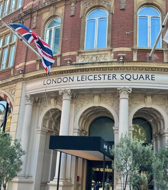 London: Full Monopoly Board Walking Tour Challenge - Crossing Tower Bridge into the City