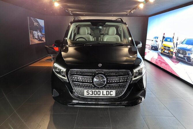 London Gatwick Airport LGW Private Transfer to London City/Hotels - What Sets This Service Apart: 24/7 Availability and Private Ride