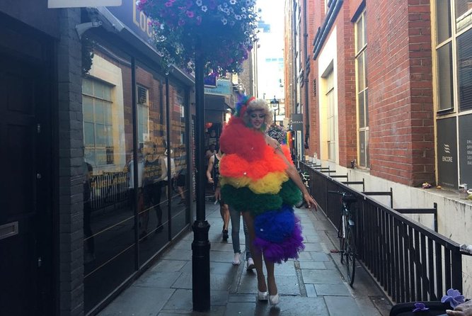 London Gay Tour with a Local, Sohos LGBTQ+ Nightlife, Private & Custom - Drinks and Socializing in Soho’s Best Bars