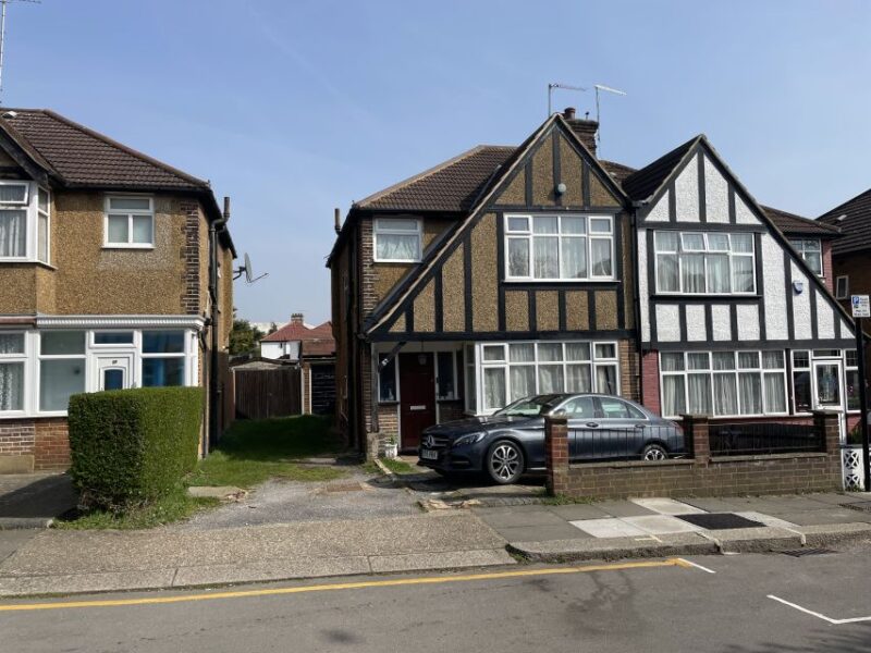 London: George Michael Tour by Black Taxi - The End of the Tour at Highbury
