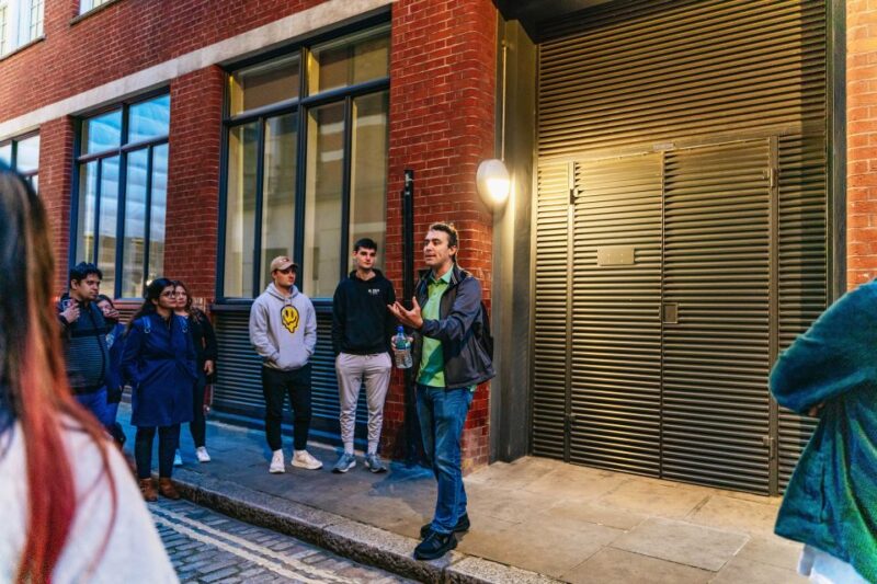 London: Ghastly Ghosts 2-Hour Walking Tour - Tales of Crime, Specters, and Unsolved Mysteries