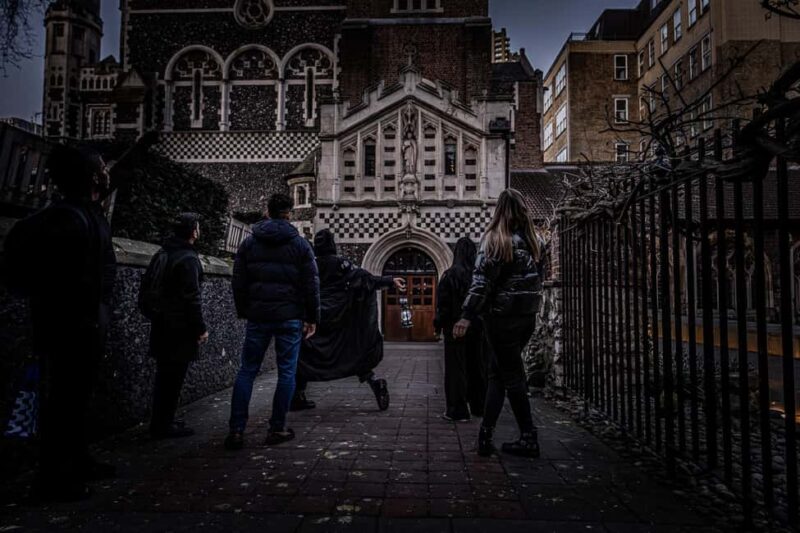London: Ghosts, Legends & Mysteries Night Walking Tour - The Clink Prison and Londons Haunted Past