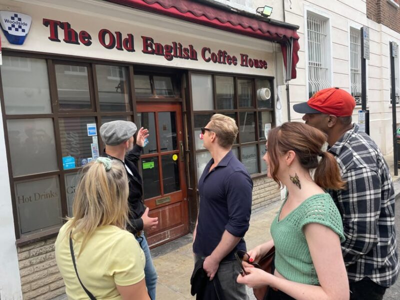London: Great British Pubs Walking Tour - The Expertise and Charm of the Guides