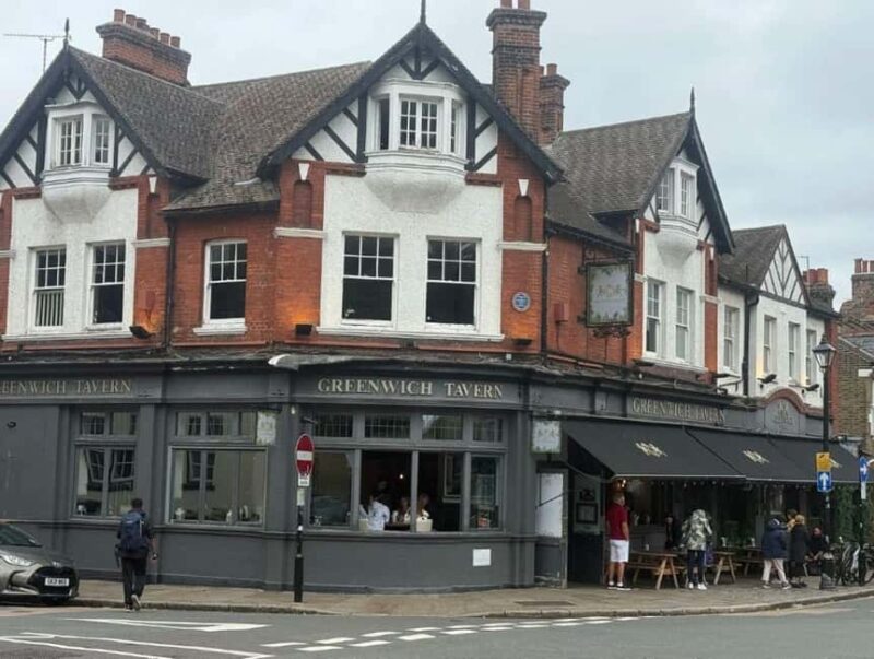 London: Greenwich Pub Crawl with Beer and Dinner Option - Convenient and Clear Tour Logistics