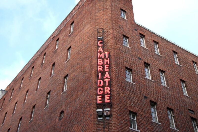 London: Guided Agatha Christie Walking Tour - Discover Agatha Christies London: A 2-Hour Guided Walking Tour