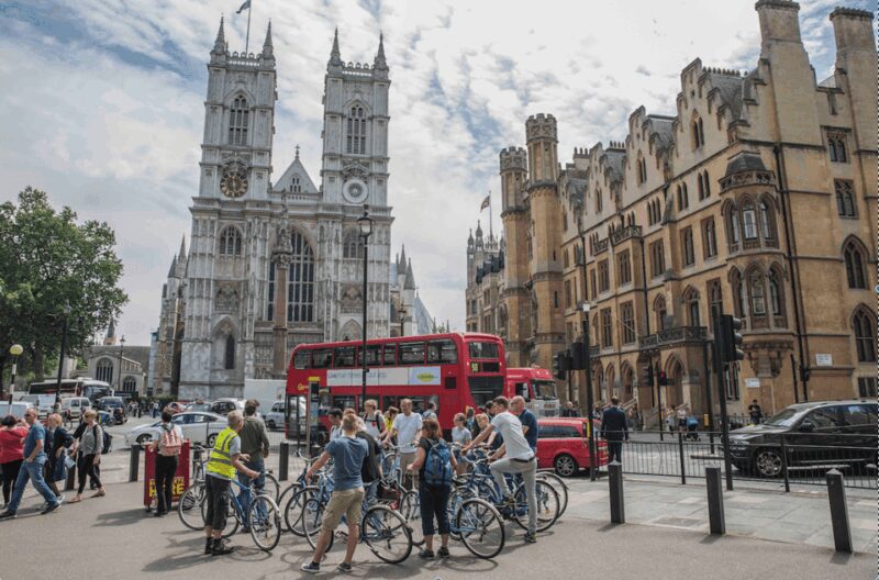 London: Guided Bike Tour of Central London - Passing Through Archbishop’s Park and Lambeth Palace