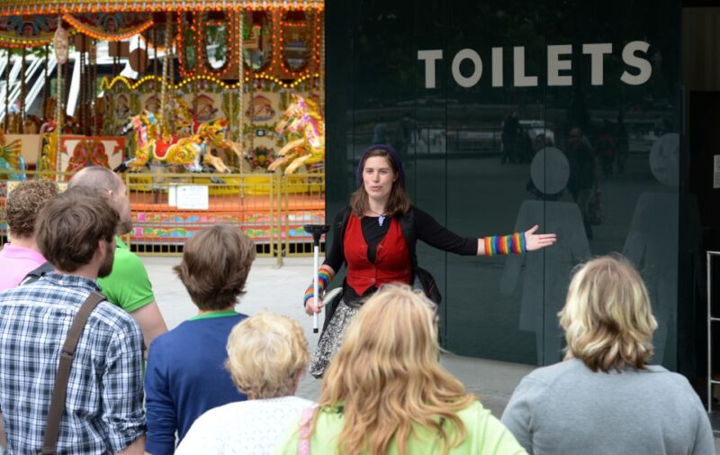 London: Guided Loo Tour - Learning About the Great Stink