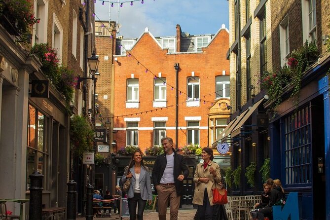 London Half Day Tour with a Local Guide: Private & Custom - Street Art and Creative Spaces